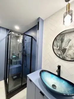 Radom ,  11 Listopada   9