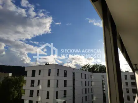 Gdynia ,  Chylońska   8