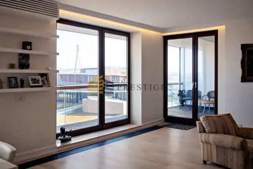 Warszawa ,  Wybrzeże Kościuszkowskie   8