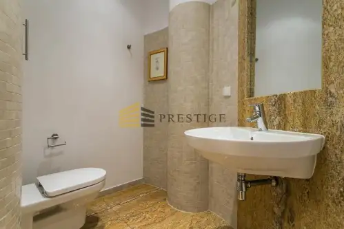 Warszawa ,  Warowna   15