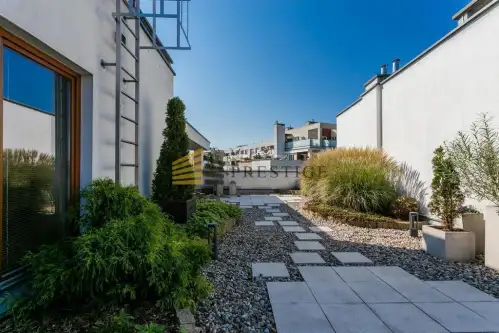 Warszawa ,  Warowna   2