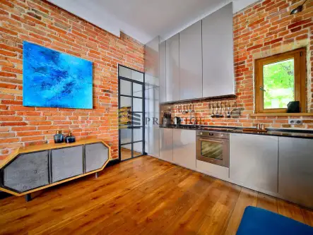 Warszawa ,  Poznańska   12