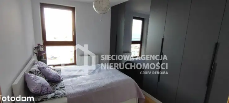 Gdynia ,  A. Hryniewickiego   11