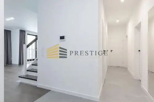 Warszawa ,  Stanisława Augusta   10