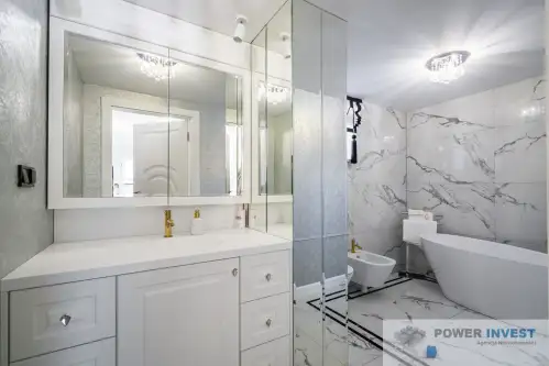 Kraków ,  Królowej Jadwigi   13