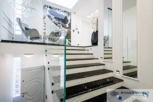 Kraków ,  Królowej Jadwigi   15