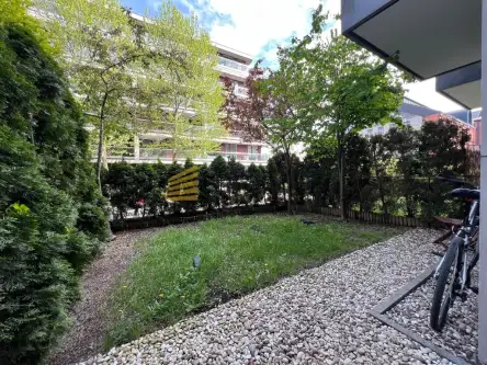 Warszawa ,  Leszczyńska   12