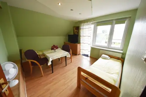 Brynica ,  Kwiatowa   17