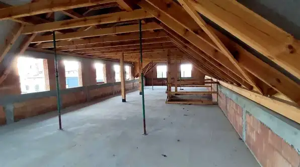 Dębie ,  Młyńska   2