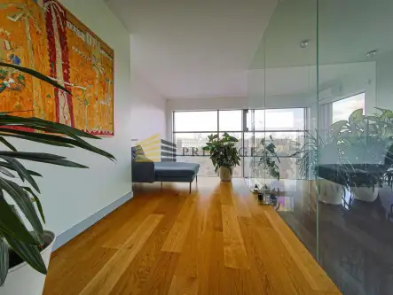 Warszawa ,  Jana Pawła Woronicza   11