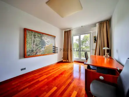 Warszawa ,  Jana Iii Sobieskiego   19