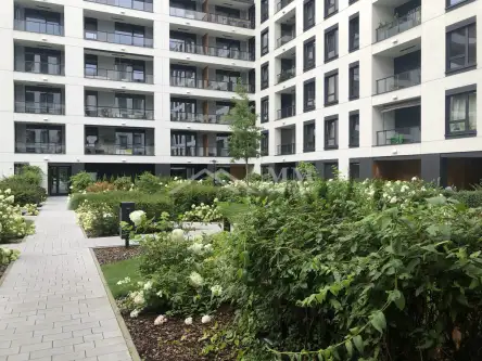 Warszawa ,  Białej Floty   12