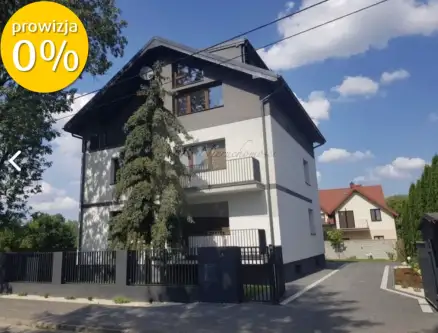 Warszawa ,  Europejska   7