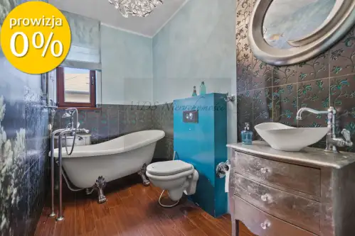 Warszawa ,  Izbicka   11