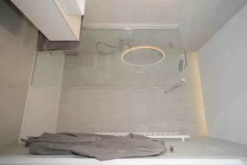 Warszawa ,  Aleja Rzeczypospolitej   16