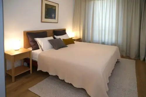 Warszawa ,  Aleja Rzeczypospolitej   9