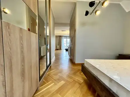 Kraków ,  Skwerowa   12