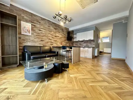 Kraków ,  Skwerowa   7