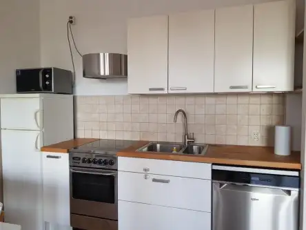 Warszawa ,  Przy Agorze   4