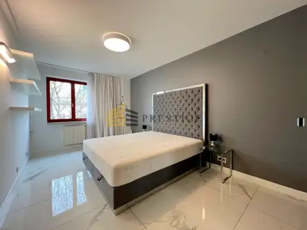 Warszawa ,  Mokotowska   11