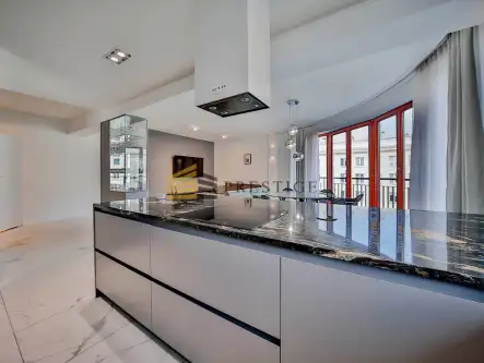 Warszawa ,  Mokotowska   9