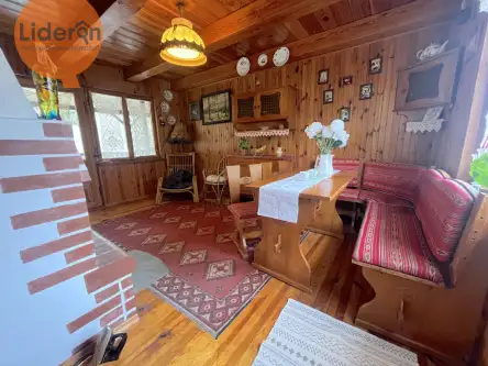 Dłużek ,  Różana   12