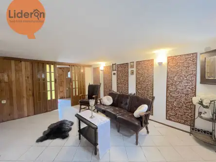 Dłużek ,  Różana   7