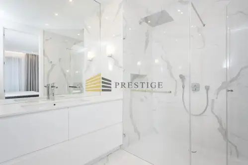 Warszawa ,  Leona Kruczkowskiego   13