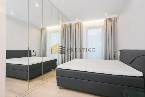 Warszawa ,  Leona Kruczkowskiego   7