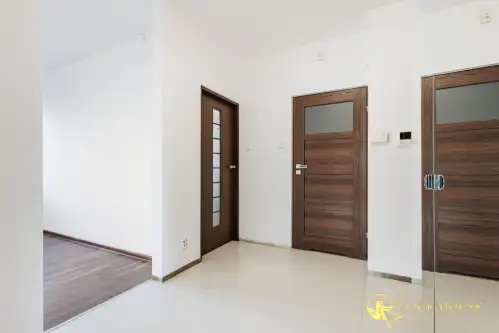 Łódź ,  Józefa Chełmońskiego   8