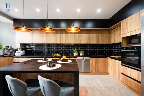 Łódź ,  Transportowa   11