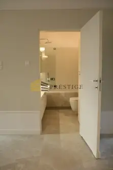 Warszawa ,  Złota   4