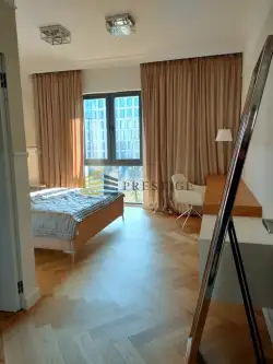 Warszawa ,  Złota   2