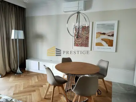 Warszawa ,  Złota   7