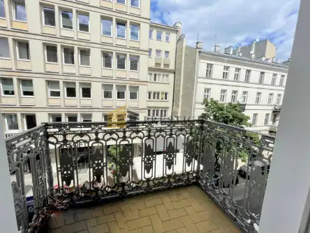 Warszawa ,  Wilcza   9