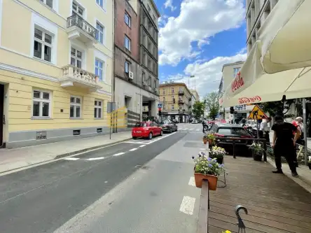 Warszawa ,  Wilcza   13