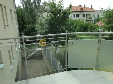 Warszawa ,  Chorągwi Pancernej   12