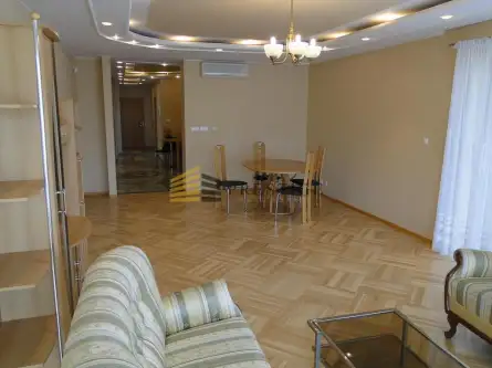 Warszawa ,  Chorągwi Pancernej   5