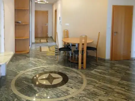 Warszawa ,  Chorągwi Pancernej   6