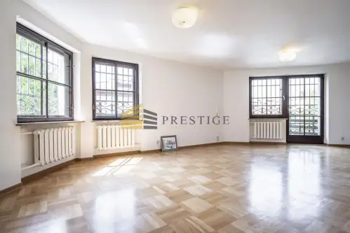 Warszawa ,  Rumiana   11