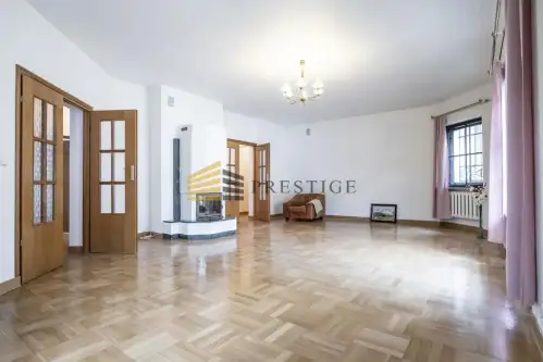 Warszawa ,  Rumiana   18