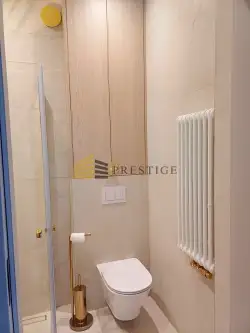 Warszawa ,  Chmielna   8