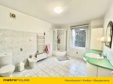 Narzym ,  Kościelna   3