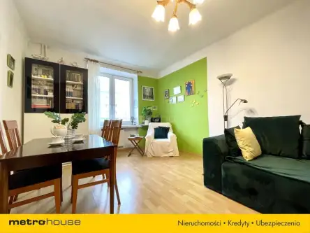 Warszawa ,  Dzielna   12