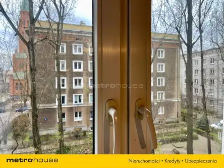 Warszawa ,  Dzielna   4