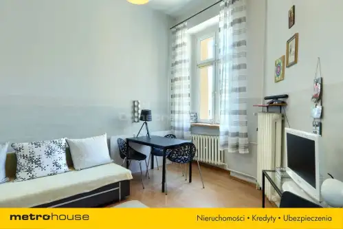 Łódź ,  Narutowicza   9