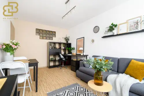 Kraków ,  Celarowska   3