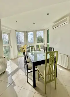  Warszawa   Małej Łąki 