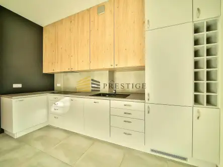 Warszawa ,  Wilanowska   4