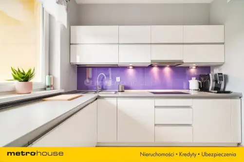 Łódź ,  Wacława   12